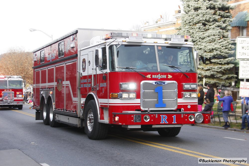 47th Annual Mayors Christmas Parade 2019\nPhotography by: Buckleman Photography\nall images ©2019 Buckleman Photography\nThe images displayed here are of low resolution;\nReprints available, please contact us:\ngerard@bucklemanphotography.com\n410.608.7990\nbucklemanphotography.com\n1206.CR2