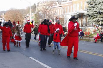 47th Annual Mayors Christmas Parade 2019\nPhotography by: Buckleman Photography\nall images ©2019 Buckleman Photography\nThe images displayed here are of low resolution;\nReprints available, please contact us:\ngerard@bucklemanphotography.com\n410.608.7990\nbucklemanphotography.com\n1237.CR2