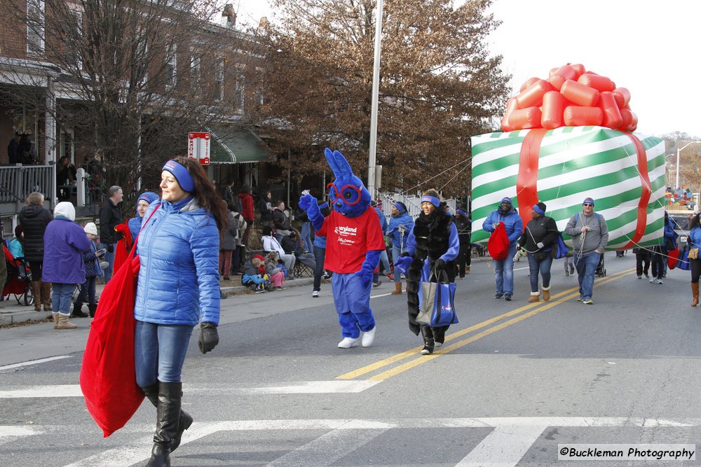 47th Annual Mayors Christmas Parade 2019\nPhotography by: Buckleman Photography\nall images ©2019 Buckleman Photography\nThe images displayed here are of low resolution;\nReprints available, please contact us:\ngerard@bucklemanphotography.com\n410.608.7990\nbucklemanphotography.com\n4163.CR2