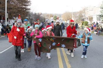 47th Annual Mayors Christmas Parade 2019\nPhotography by: Buckleman Photography\nall images ©2019 Buckleman Photography\nThe images displayed here are of low resolution;\nReprints available, please contact us:\ngerard@bucklemanphotography.com\n410.608.7990\nbucklemanphotography.com\n4200.CR2