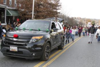 47th Annual Mayors Christmas Parade 2019\nPhotography by: Buckleman Photography\nall images ©2019 Buckleman Photography\nThe images displayed here are of low resolution;\nReprints available, please contact us:\ngerard@bucklemanphotography.com\n410.608.7990\nbucklemanphotography.com\n4230.CR2