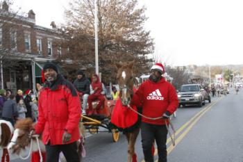 47th Annual Mayors Christmas Parade 2019\nPhotography by: Buckleman Photography\nall images ©2019 Buckleman Photography\nThe images displayed here are of low resolution;\nReprints available, please contact us:\ngerard@bucklemanphotography.com\n410.608.7990\nbucklemanphotography.com\n4268.CR2