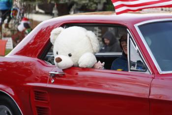 47th Annual Mayors Christmas Parade 2019\nPhotography by: Buckleman Photography\nall images ©2019 Buckleman Photography\nThe images displayed here are of low resolution;\nReprints available, please contact us:\ngerard@bucklemanphotography.com\n410.608.7990\nbucklemanphotography.com\n1554.CR2