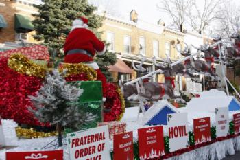 47th Annual Mayors Christmas Parade 2019\nPhotography by: Buckleman Photography\nall images ©2019 Buckleman Photography\nThe images displayed here are of low resolution;\nReprints available, please contact us:\ngerard@bucklemanphotography.com\n410.608.7990\nbucklemanphotography.com\n1583.CR2