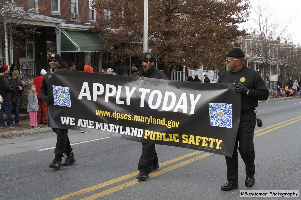 47th Annual Mayors Christmas Parade 2019\nPhotography by: Buckleman Photography\nall images ©2019 Buckleman Photography\nThe images displayed here are of low resolution;\nReprints available, please contact us:\ngerard@bucklemanphotography.com\n410.608.7990\nbucklemanphotography.com\n4344.CR2