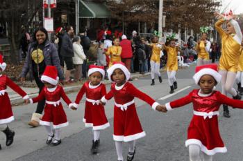 47th Annual Mayors Christmas Parade 2019\nPhotography by: Buckleman Photography\nall images ©2019 Buckleman Photography\nThe images displayed here are of low resolution;\nReprints available, please contact us:\ngerard@bucklemanphotography.com\n410.608.7990\nbucklemanphotography.com\n4345.CR2