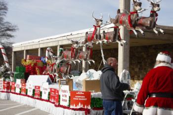 47th Annual Mayors Christmas Parade 2019\nPhotography by: Buckleman Photography\nall images ©2019 Buckleman Photography\nThe images displayed here are of low resolution;\nReprints available, please contact us:\ngerard@bucklemanphotography.com\n410.608.7990\nbucklemanphotography.com\n0452.CR2