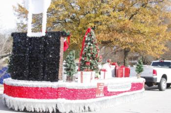 47th Annual Mayors Christmas Parade 2019\nPhotography by: Buckleman Photography\nall images ©2019 Buckleman Photography\nThe images displayed here are of low resolution;\nReprints available, please contact us:\ngerard@bucklemanphotography.com\n410.608.7990\nbucklemanphotography.com\n0456.CR2