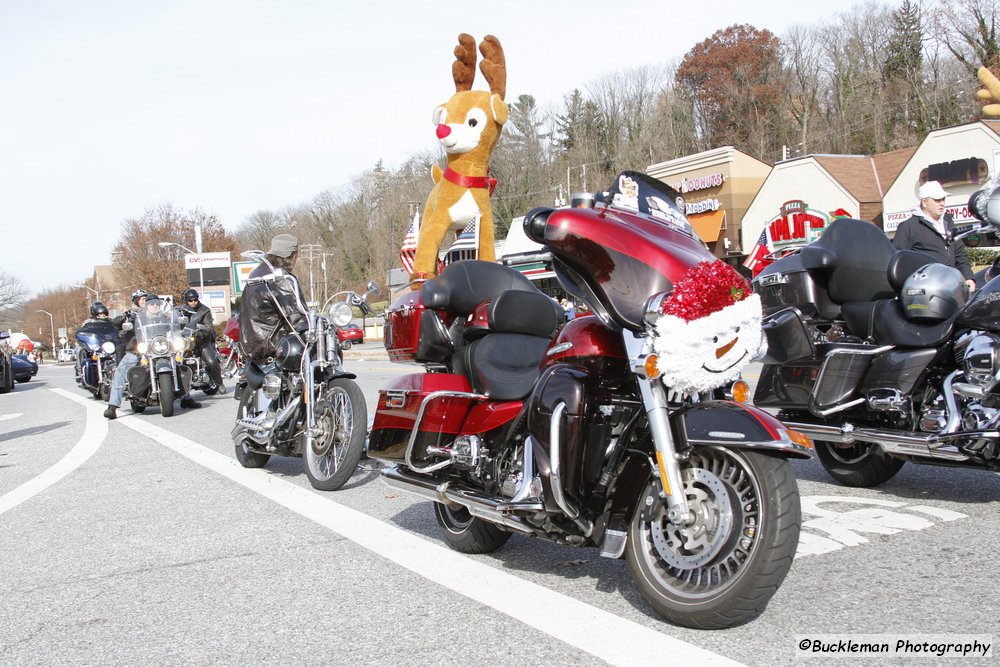 47th Annual Mayors Christmas Parade 2019\nPhotography by: Buckleman Photography\nall images ©2019 Buckleman Photography\nThe images displayed here are of low resolution;\nReprints available, please contact us:\ngerard@bucklemanphotography.com\n410.608.7990\nbucklemanphotography.com\n3535.CR2