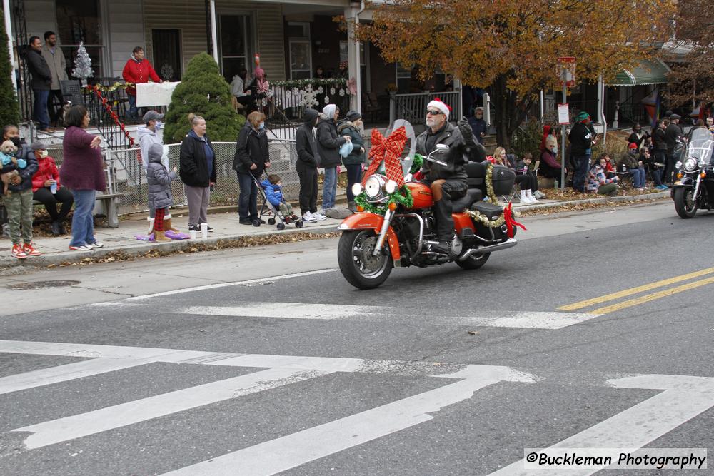 48th Annual Mayors Christmas Parade Division 1 - 2021\nPhotography by: Buckleman Photography\nall images ©2021 Buckleman Photography\nThe images displayed here are of low resolution;\nReprints available, please contact us:\ngerard@bucklemanphotography.com\n410.608.7990\nbucklemanphotography.com\n_MG_0174.CR2