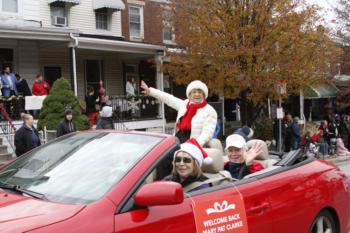 48th Annual Mayors Christmas Parade Division 1 - 2021\nPhotography by: Buckleman Photography\nall images ©2021 Buckleman Photography\nThe images displayed here are of low resolution;\nReprints available, please contact us:\ngerard@bucklemanphotography.com\n410.608.7990\nbucklemanphotography.com\n_MG_0323.CR2