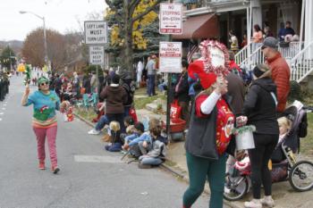 48th Annual Mayors Christmas Parade Division 1 - 2021\nPhotography by: Buckleman Photography\nall images ©2021 Buckleman Photography\nThe images displayed here are of low resolution;\nReprints available, please contact us:\ngerard@bucklemanphotography.com\n410.608.7990\nbucklemanphotography.com\n_MG_0394.CR2