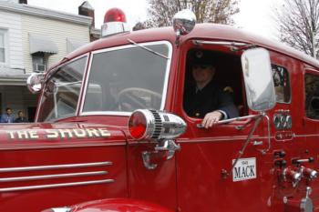 48th Annual Mayors Christmas Parade Division 1 - 2021\nPhotography by: Buckleman Photography\nall images ©2021 Buckleman Photography\nThe images displayed here are of low resolution;\nReprints available, please contact us:\ngerard@bucklemanphotography.com\n410.608.7990\nbucklemanphotography.com\n_MG_0540.CR2