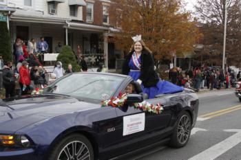 48th Annual Mayors Christmas Parade Division 1 - 2021\nPhotography by: Buckleman Photography\nall images ©2021 Buckleman Photography\nThe images displayed here are of low resolution;\nReprints available, please contact us:\ngerard@bucklemanphotography.com\n410.608.7990\nbucklemanphotography.com\n_MG_0570.CR2