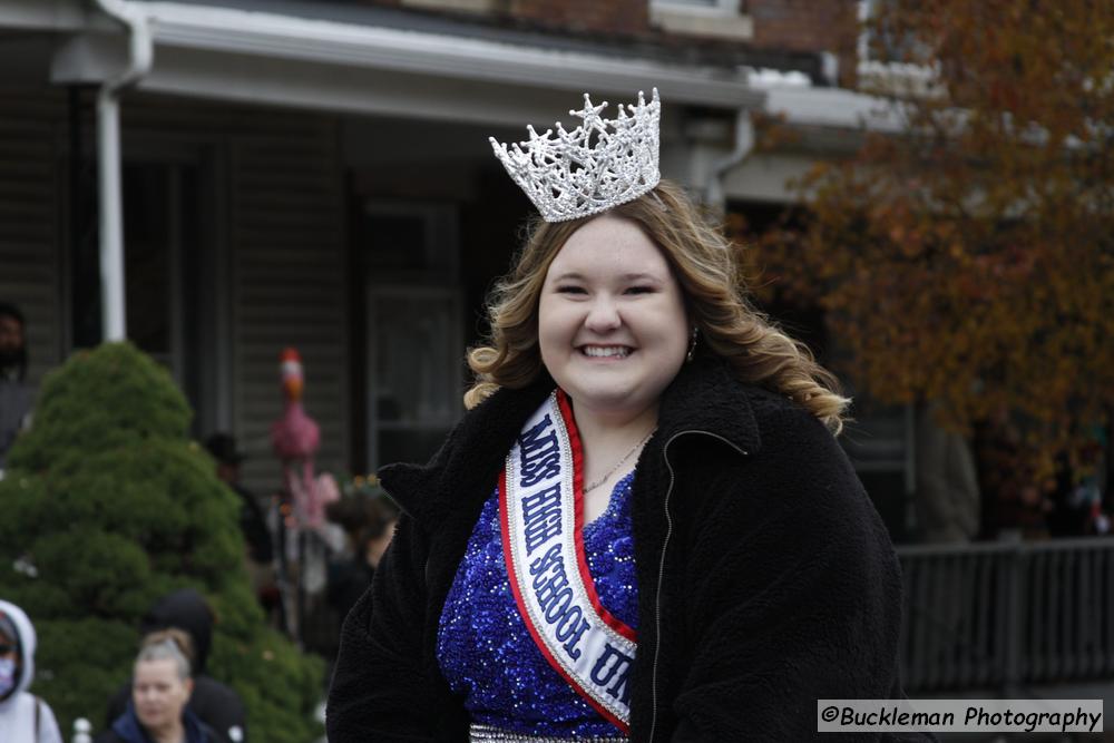 48th Annual Mayors Christmas Parade Division 1 - 2021\nPhotography by: Buckleman Photography\nall images ©2021 Buckleman Photography\nThe images displayed here are of low resolution;\nReprints available, please contact us:\ngerard@bucklemanphotography.com\n410.608.7990\nbucklemanphotography.com\n_MG_0573.CR2