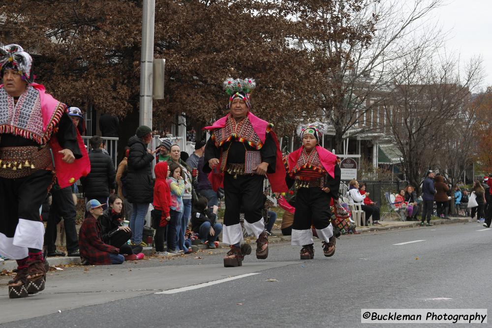 48th Annual Mayors Christmas Parade Division 1 - 2021\nPhotography by: Buckleman Photography\nall images ©2021 Buckleman Photography\nThe images displayed here are of low resolution;\nReprints available, please contact us:\ngerard@bucklemanphotography.com\n410.608.7990\nbucklemanphotography.com\n_MG_0614.CR2