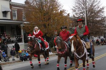 48th Annual Mayors Christmas Parade Division 1 - 2021\nPhotography by: Buckleman Photography\nall images ©2021 Buckleman Photography\nThe images displayed here are of low resolution;\nReprints available, please contact us:\ngerard@bucklemanphotography.com\n410.608.7990\nbucklemanphotography.com\n_MG_0654.CR2