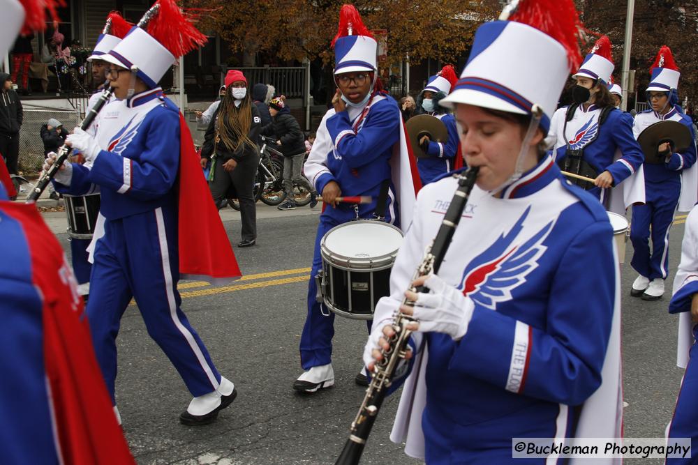 48th Annual Mayors Christmas Parade Division 1 - 2021\nPhotography by: Buckleman Photography\nall images ©2021 Buckleman Photography\nThe images displayed here are of low resolution;\nReprints available, please contact us:\ngerard@bucklemanphotography.com\n410.608.7990\nbucklemanphotography.com\n_MG_0716.CR2