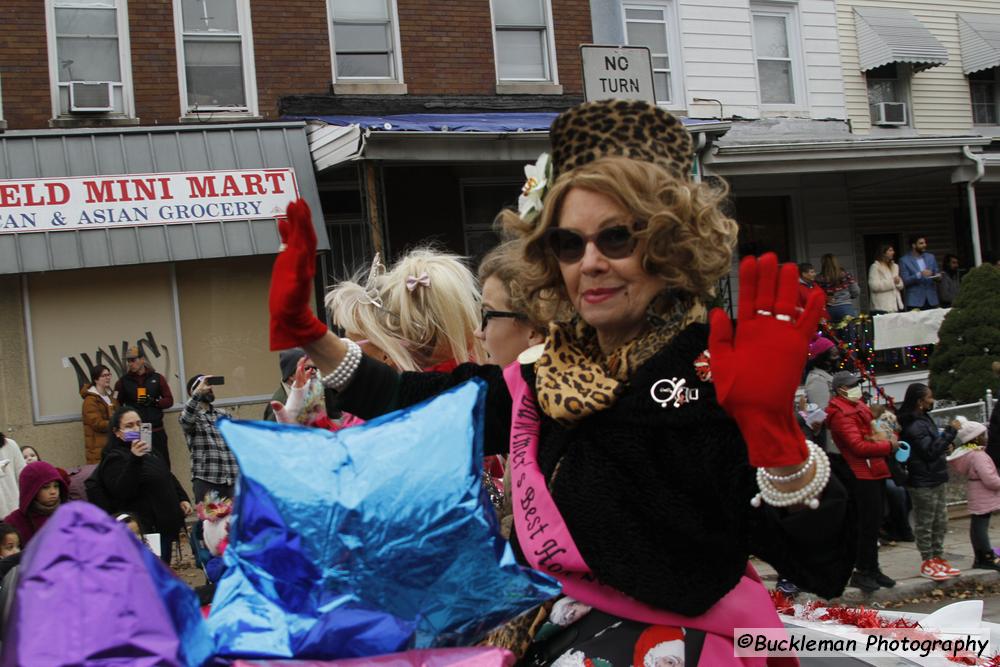 48th Annual Mayors Christmas Parade Division 1 - 2021\nPhotography by: Buckleman Photography\nall images ©2021 Buckleman Photography\nThe images displayed here are of low resolution;\nReprints available, please contact us:\ngerard@bucklemanphotography.com\n410.608.7990\nbucklemanphotography.com\n_MG_0942.CR2