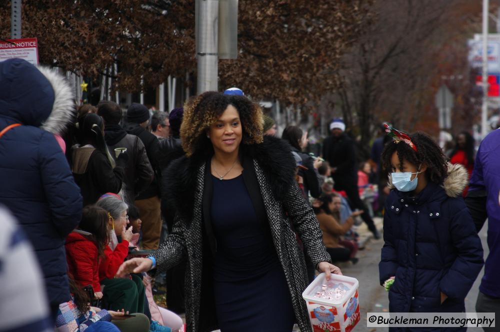 48th Annual Mayors Christmas Parade Division 1 - 2021\nPhotography by: Buckleman Photography\nall images ©2021 Buckleman Photography\nThe images displayed here are of low resolution;\nReprints available, please contact us:\ngerard@bucklemanphotography.com\n410.608.7990\nbucklemanphotography.com\n_MG_1683.CR2