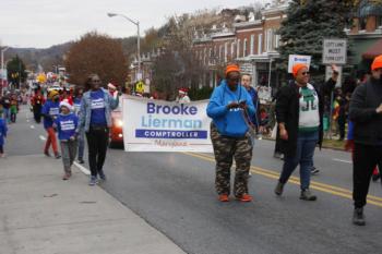 48th Annual Mayors Christmas Parade Division 1 - 2021\nPhotography by: Buckleman Photography\nall images ©2021 Buckleman Photography\nThe images displayed here are of low resolution;\nReprints available, please contact us:\ngerard@bucklemanphotography.com\n410.608.7990\nbucklemanphotography.com\n_MG_1692.CR2