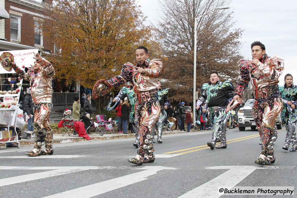 48th Annual Mayors Christmas Parade Division 2 - 2021\nPhotography by: Buckleman Photography\nall images ©2021 Buckleman Photography\nThe images displayed here are of low resolution;\nReprints available, please contact us:\ngerard@bucklemanphotography.com\n410.608.7990\nbucklemanphotography.com\n_MG_1332.CR2