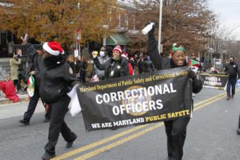 48th Annual Mayors Christmas Parade Division 3 - 2021\nPhotography by: Buckleman Photography\nall images ©2021 Buckleman Photography\nThe images displayed here are of low resolution;\nReprints available, please contact us:\ngerard@bucklemanphotography.com\n410.608.7990\nbucklemanphotography.com\n_MG_1367.CR2