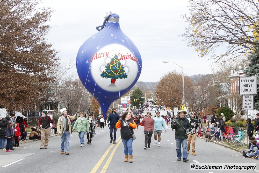 48th Annual Mayors Christmas Parade Division 3 - 2021\nPhotography by: Buckleman Photography\nall images ©2021 Buckleman Photography\nThe images displayed here are of low resolution;\nReprints available, please contact us:\ngerard@bucklemanphotography.com\n410.608.7990\nbucklemanphotography.com\n_MG_1480.CR2