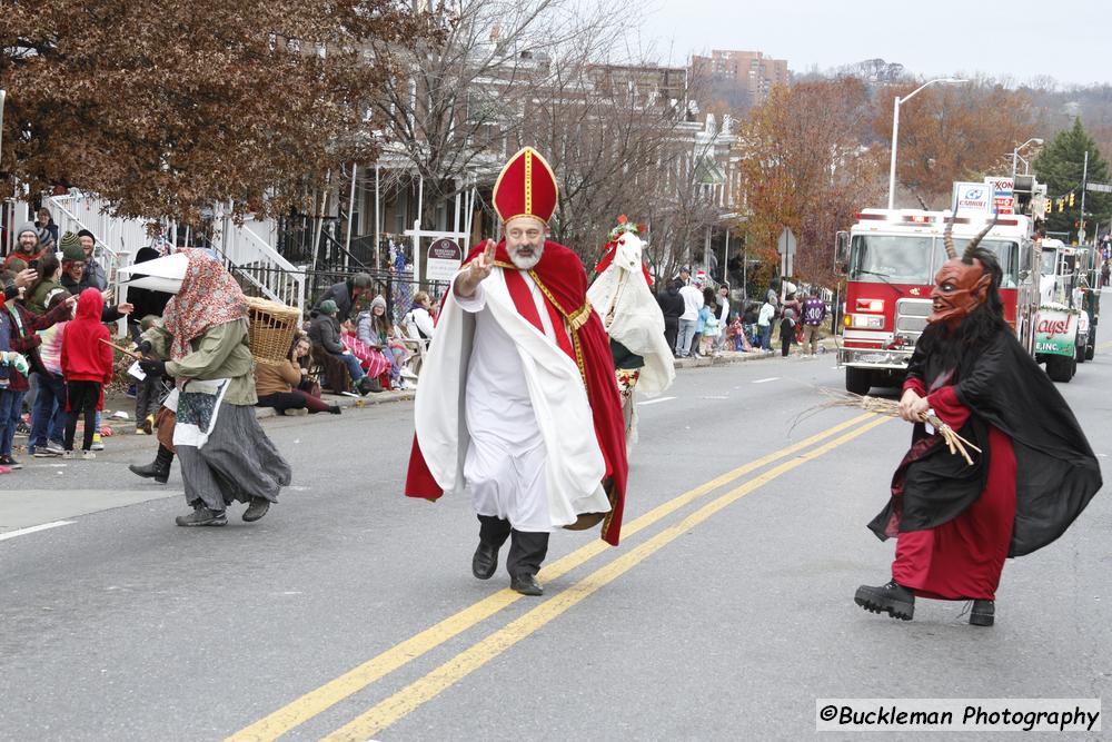 48th Annual Mayors Christmas Parade Division 3 - 2021\nPhotography by: Buckleman Photography\nall images ©2021 Buckleman Photography\nThe images displayed here are of low resolution;\nReprints available, please contact us:\ngerard@bucklemanphotography.com\n410.608.7990\nbucklemanphotography.com\n_MG_1578.CR2