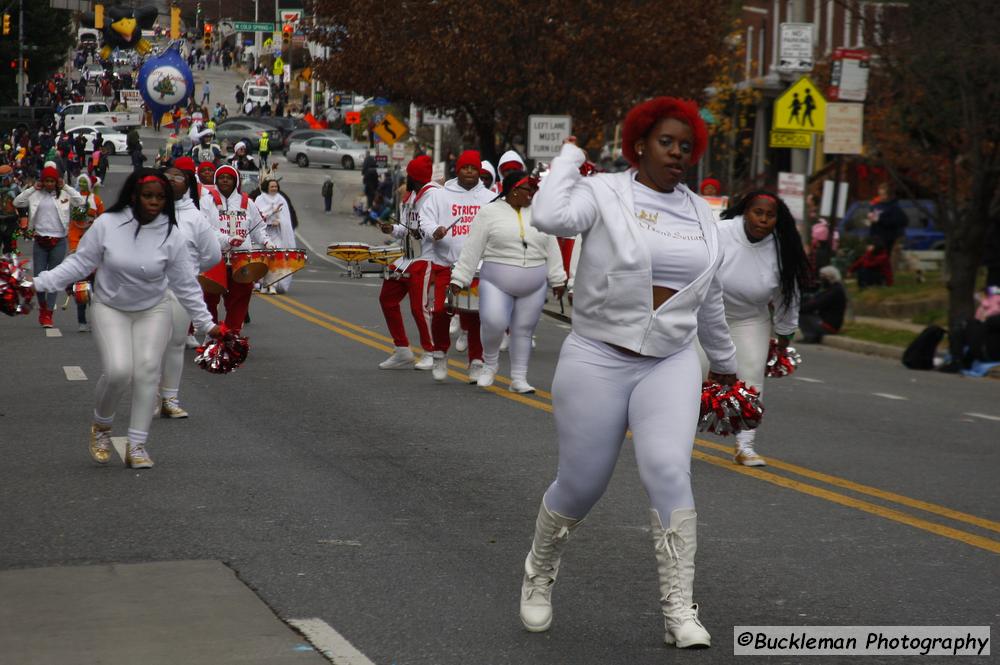 48th Annual Mayors Christmas Parade Division 3 - 2021\nPhotography by: Buckleman Photography\nall images ©2021 Buckleman Photography\nThe images displayed here are of low resolution;\nReprints available, please contact us:\ngerard@bucklemanphotography.com\n410.608.7990\nbucklemanphotography.com\n_MG_2094.CR2