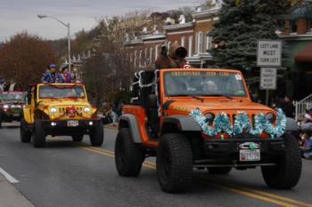 48th Annual Mayors Christmas Parade Division 3 - 2021\nPhotography by: Buckleman Photography\nall images ©2021 Buckleman Photography\nThe images displayed here are of low resolution;\nReprints available, please contact us:\ngerard@bucklemanphotography.com\n410.608.7990\nbucklemanphotography.com\n_MG_2122.CR2