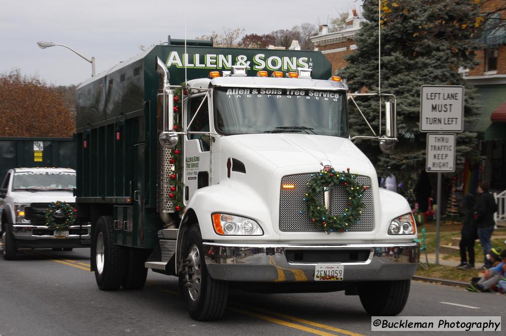 48th Annual Mayors Christmas Parade Division 3 - 2021\nPhotography by: Buckleman Photography\nall images ©2021 Buckleman Photography\nThe images displayed here are of low resolution;\nReprints available, please contact us:\ngerard@bucklemanphotography.com\n410.608.7990\nbucklemanphotography.com\n_MG_2232.CR2