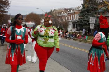 48th Annual Mayors Christmas Parade Division 3 - 2021\nPhotography by: Buckleman Photography\nall images ©2021 Buckleman Photography\nThe images displayed here are of low resolution;\nReprints available, please contact us:\ngerard@bucklemanphotography.com\n410.608.7990\nbucklemanphotography.com\n_MG_2255.CR2