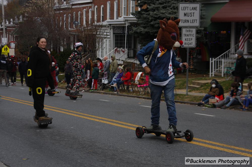 48th Annual Mayors Christmas Parade Division 3 - 2021\nPhotography by: Buckleman Photography\nall images ©2021 Buckleman Photography\nThe images displayed here are of low resolution;\nReprints available, please contact us:\ngerard@bucklemanphotography.com\n410.608.7990\nbucklemanphotography.com\n_MG_2445.CR2