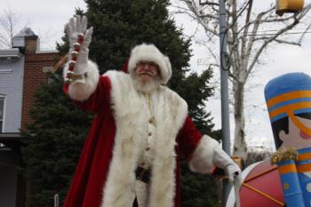 48th Annual Mayors Christmas Parade Division 3 - 2021\nPhotography by: Buckleman Photography\nall images ©2021 Buckleman Photography\nThe images displayed here are of low resolution;\nReprints available, please contact us:\ngerard@bucklemanphotography.com\n410.608.7990\nbucklemanphotography.com\n_MG_2575.CR2