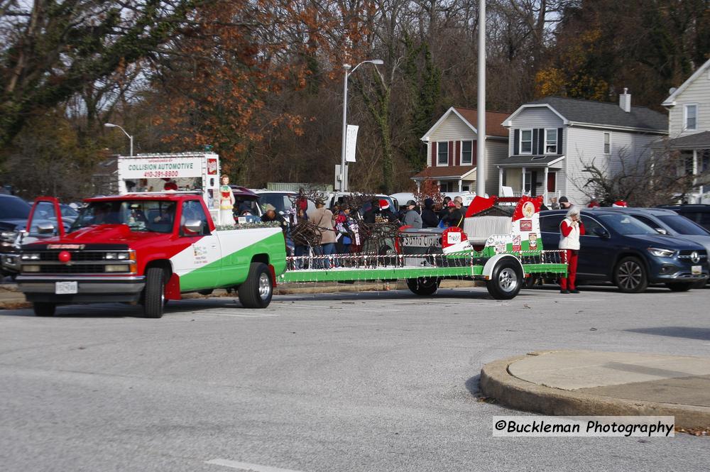 48th Annual Mayors Christmas Parade Preparade 2021\nPhotography by: Buckleman Photography\nall images ©2021 Buckleman Photography\nThe images displayed here are of low resolution;\nReprints available, please contact us:\ngerard@bucklemanphotography.com\n410.608.7990\nbucklemanphotography.com\n_MG_1609.CR2