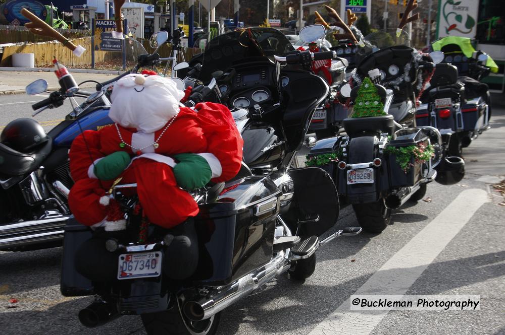 48th Annual Mayors Christmas Parade Preparade 2021\nPhotography by: Buckleman Photography\nall images ©2021 Buckleman Photography\nThe images displayed here are of low resolution;\nReprints available, please contact us:\ngerard@bucklemanphotography.com\n410.608.7990\nbucklemanphotography.com\n_MG_1635.CR2